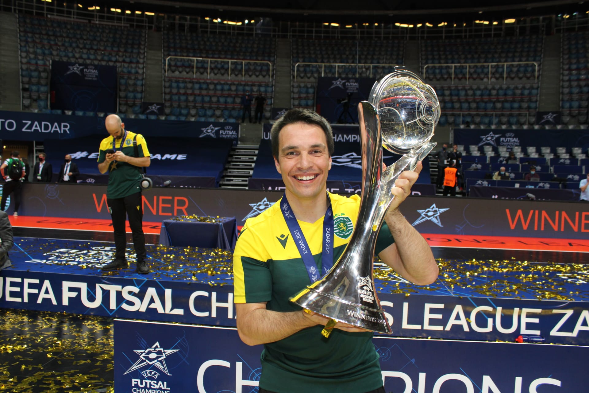 Obidense Filipe Rodrigues é Campeão Europeu de futsal pelo Sporting