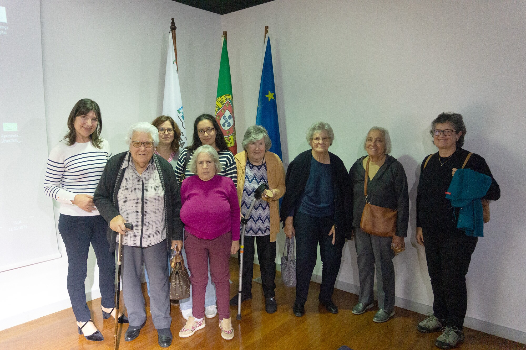 Utentes do Centro de Convívio do Pinhal partilham tradições de S. Martinho com alunos da Josefa d...